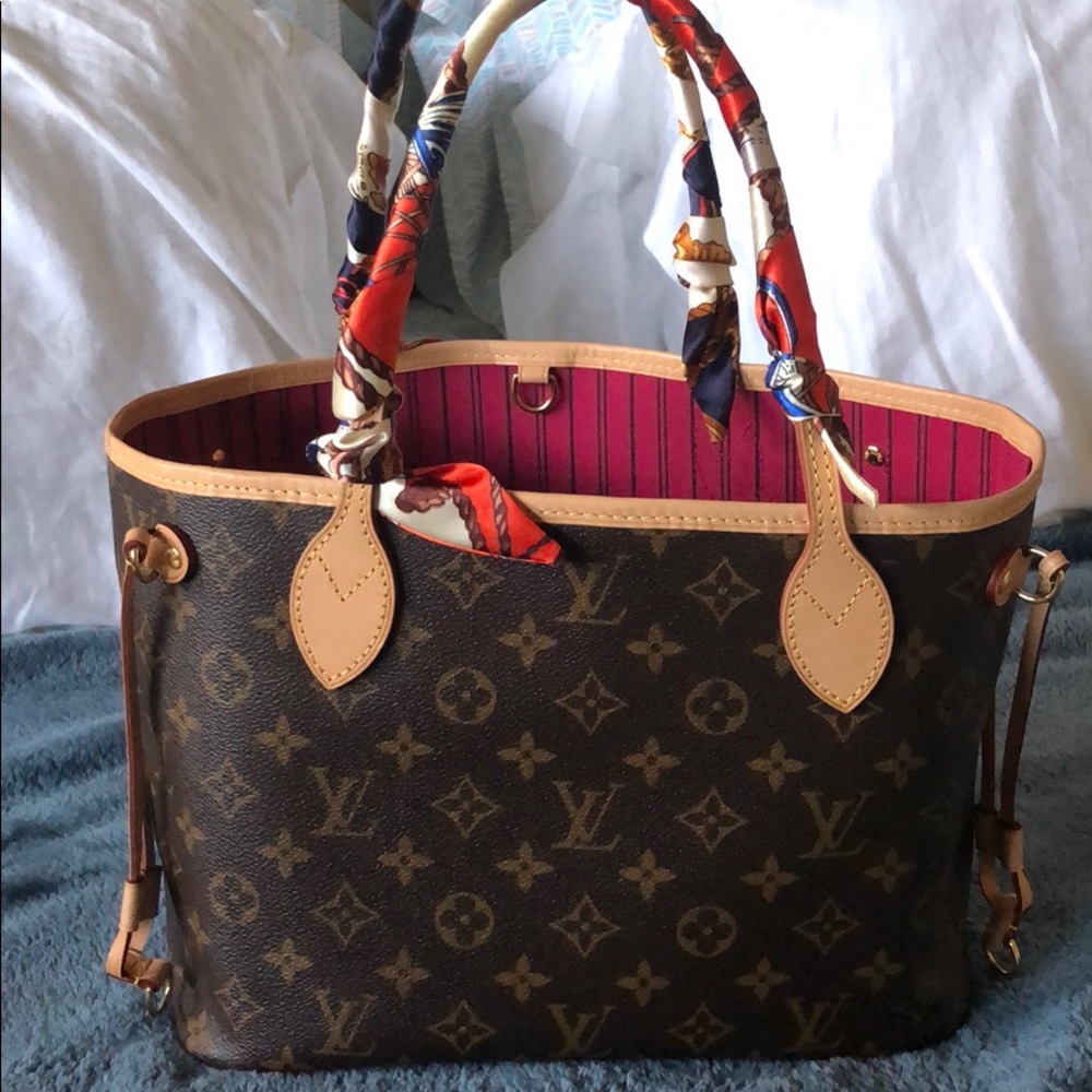 Louisvuitton neverfull PM
